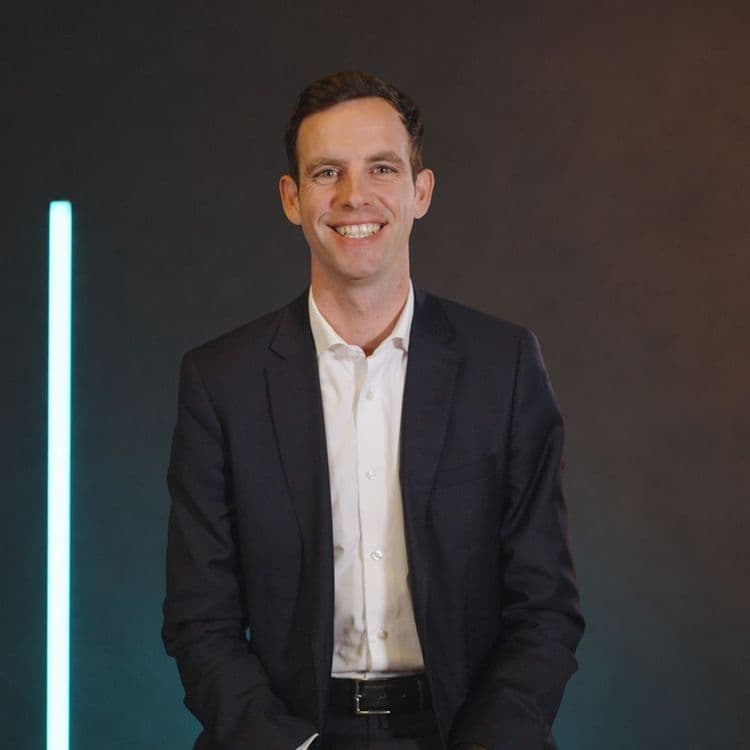 Apax by Seven2 : Apeo confirme son déploiement en assurance-vie
